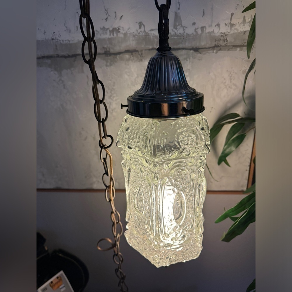 Elegant Black and Clear Glass Lantern
